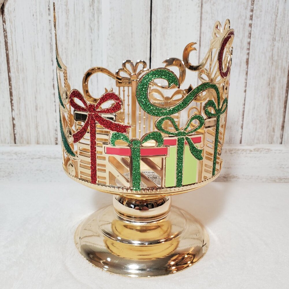 Bath & Body Works Christmas Tree Sleigh Pedestal 3-Wick Candle Holder Sleeve - Picture 4 of 7